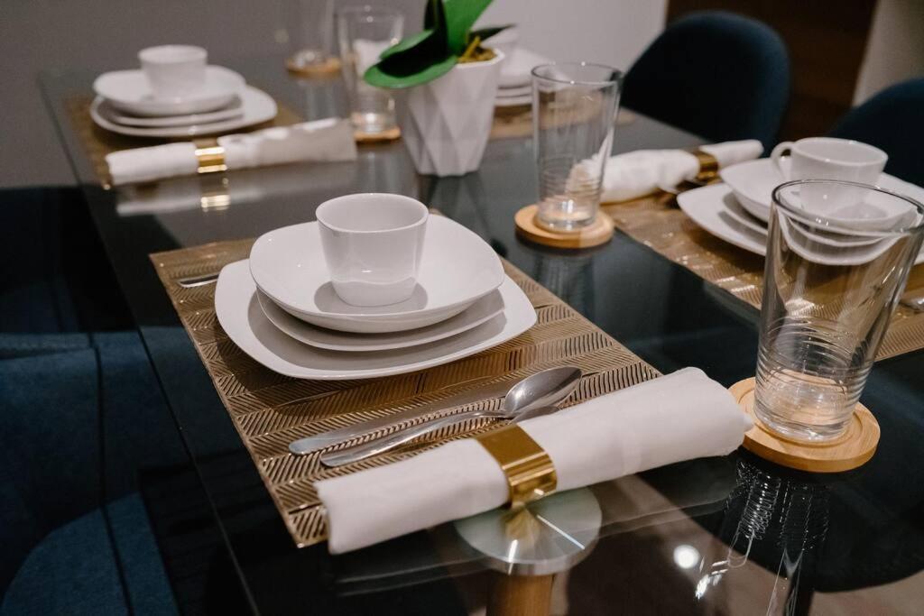 Apartamento Exclusivo Ciudad De Guatemala Zona 10 ภายนอก รูปภาพ