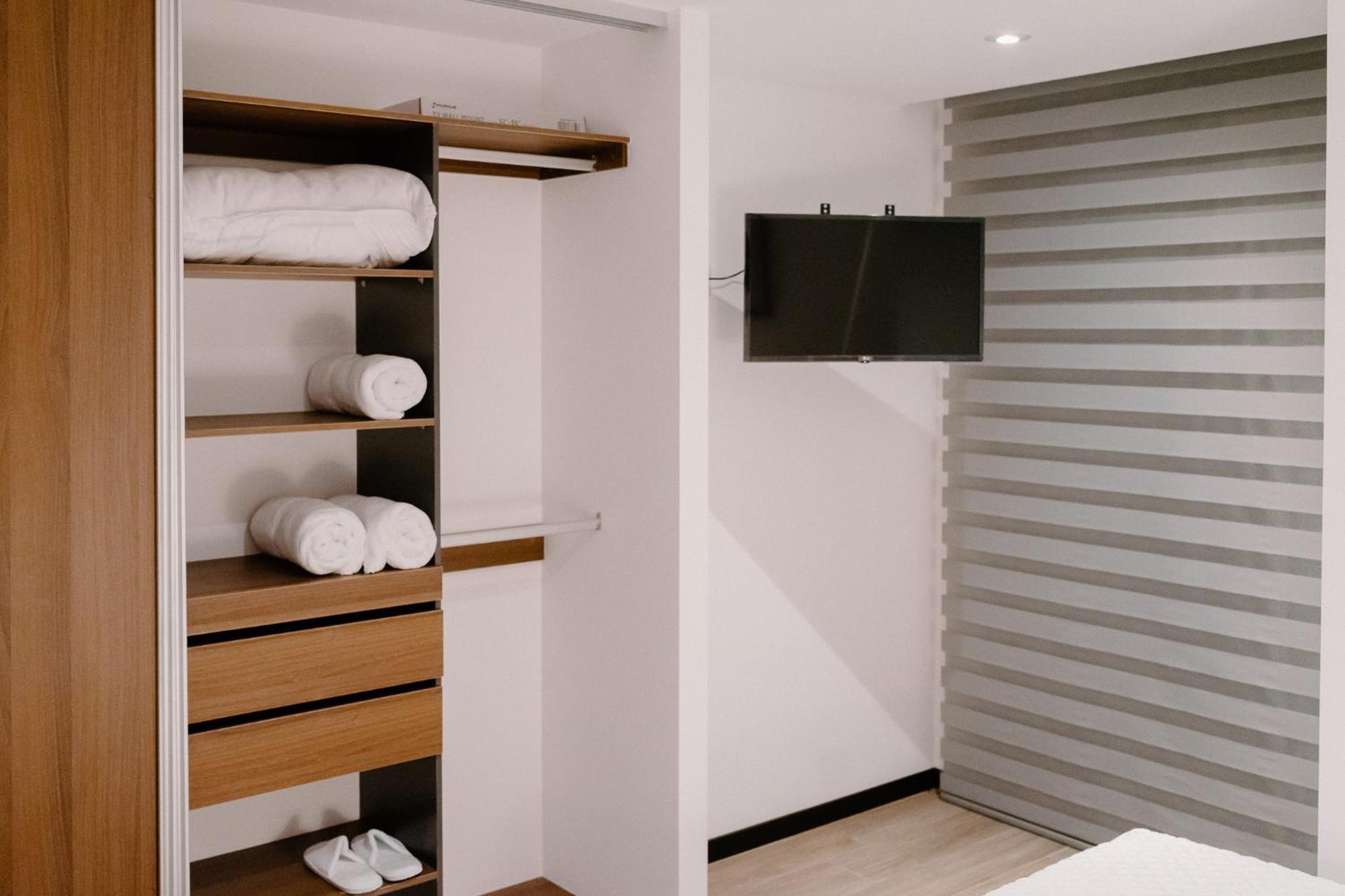 Apartamento Exclusivo Ciudad De Guatemala Zona 10 ภายนอก รูปภาพ
